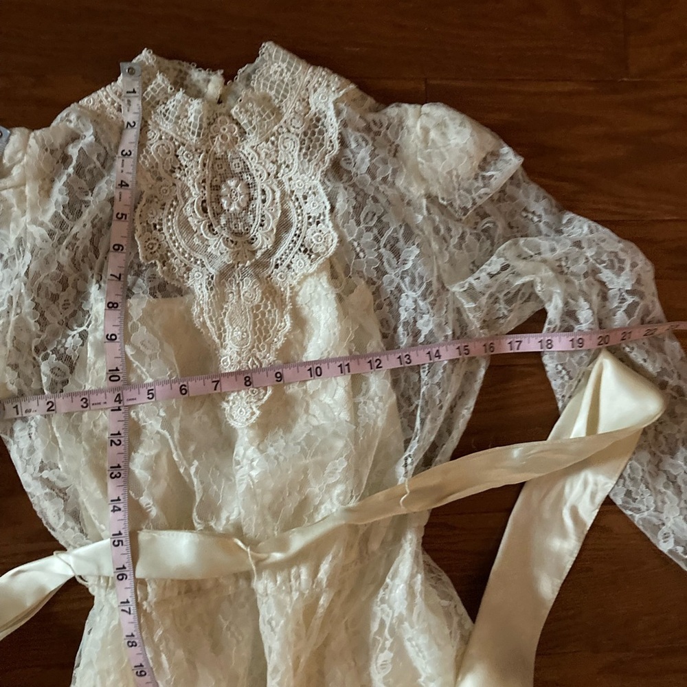 Vintage 1970’s High Neck Lace & Satin Ribbon Embellished Sheath Dress 11/12 - Picture 7 of 13